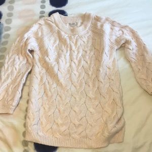 Chunky light pink knit sweater